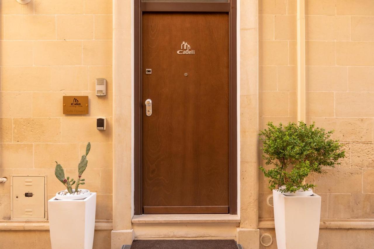 Cadelli Luxury Suite & Apartments Лече Екстериор снимка