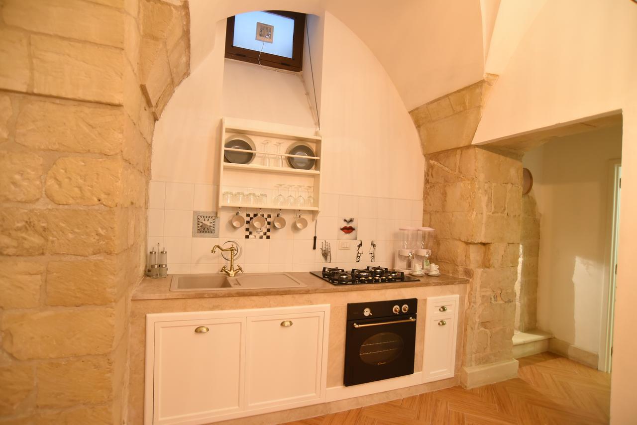 Cadelli Luxury Suite & Apartments Лече Екстериор снимка